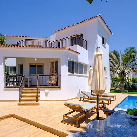 Harmonia Luxury By Nomads Peyia